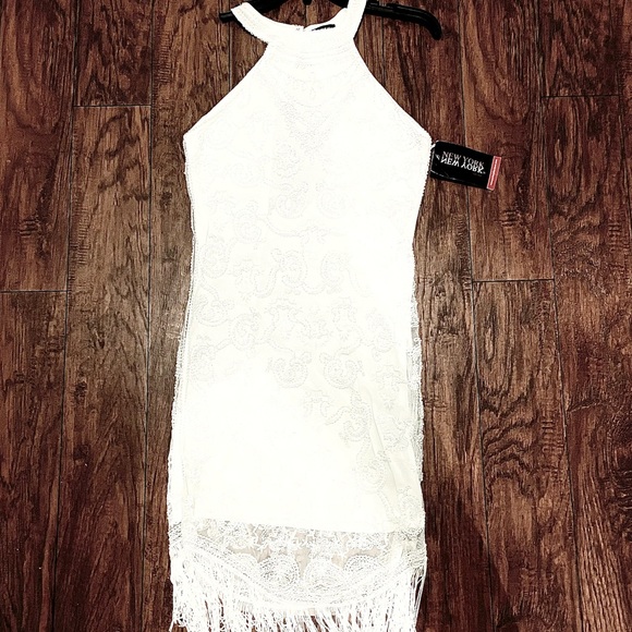 NWT White Beaded Fitted Dress with Fringe & Sequin Detail - Picture 2 of 11